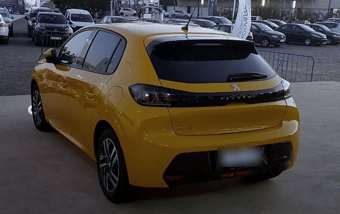 Peugeot 208 — Photo of our vehicle